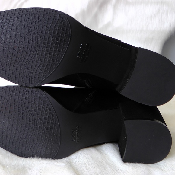 New STUART WEITZMAN Suede Almond Toe Ankle Boot - Picture 7 of 8